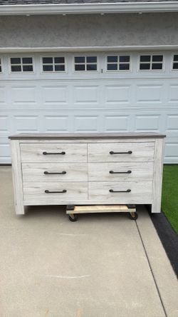 Shawburn 6 Drawer 60" Dresser