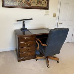 Beautiful Mahogany Desk And Chair