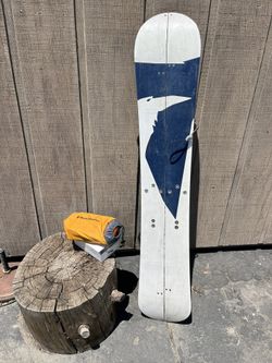 capita defenders of awesome mens snowboard stores Capita Defenders of Awesome (2023) Snowboards at Underground Snowboards