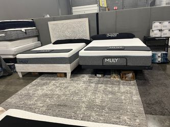 Floor Model Clearance Cranberry Mattress Loft