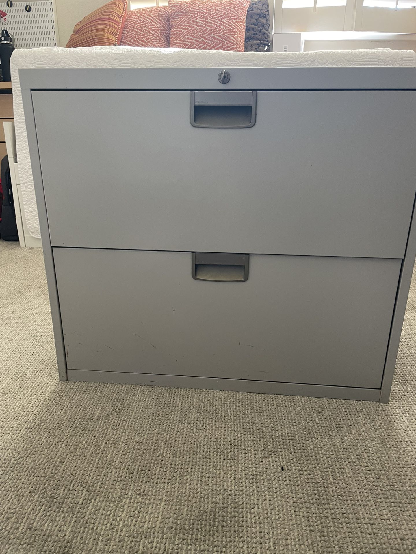 2-Drawer metal filing Cabinet