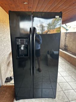 GE refrigerator $200 OBO