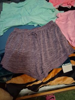 Stretchy shorts womens