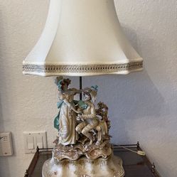 Antique/vintage Lamps 