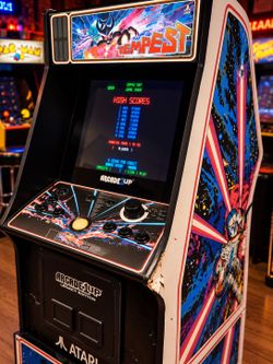 Arcade1Up Tempest Arcade Machine – Includes Riser – Fully Working!