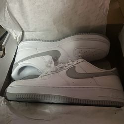 Nike Air Force 1