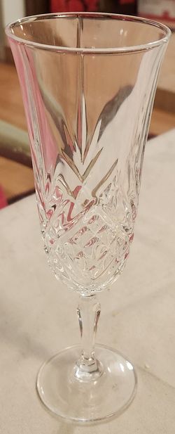 Champagne crystal glasses