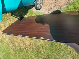 Folding table