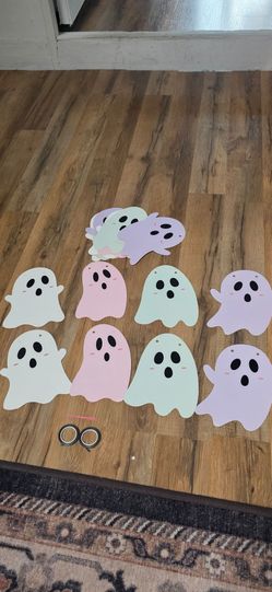 Halloween cardstock pastel ghosts banner