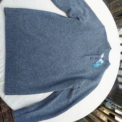 L.L.Bean Men's Large tall 100% lambs wool sweater