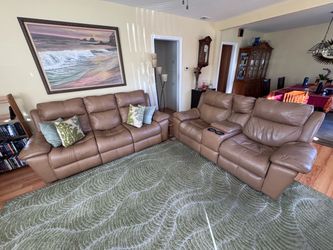 Flexsteel Leather Reclining Sofa & Loveseat Set – $100