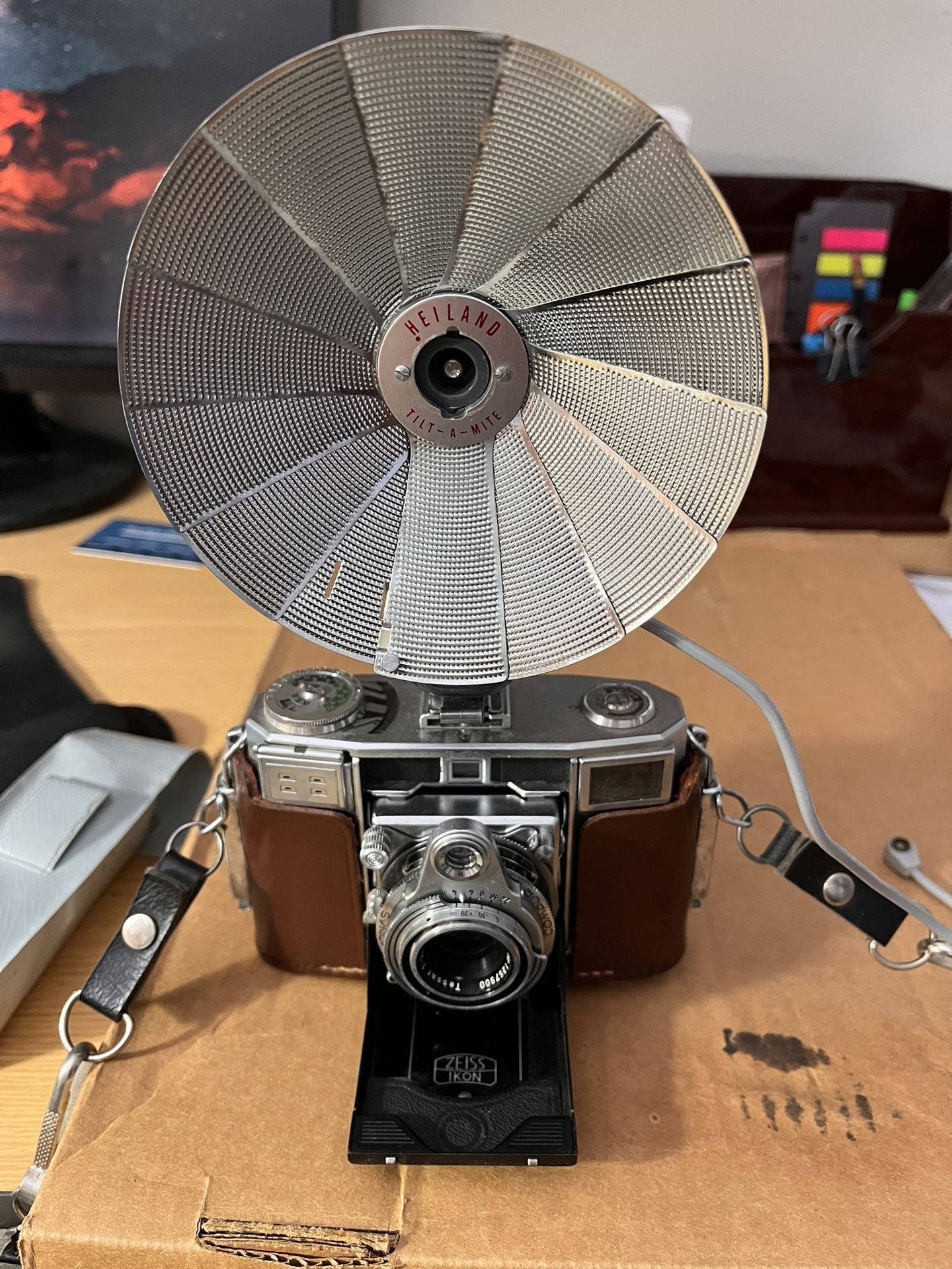 Zeiss Ikon 35 mm Camera With Flash