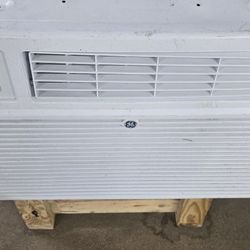 GE 230V WINDOW A/C UNIT