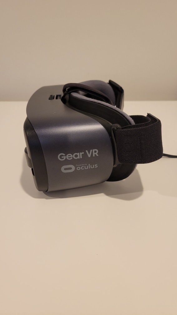 Samsung Oculus VR headset