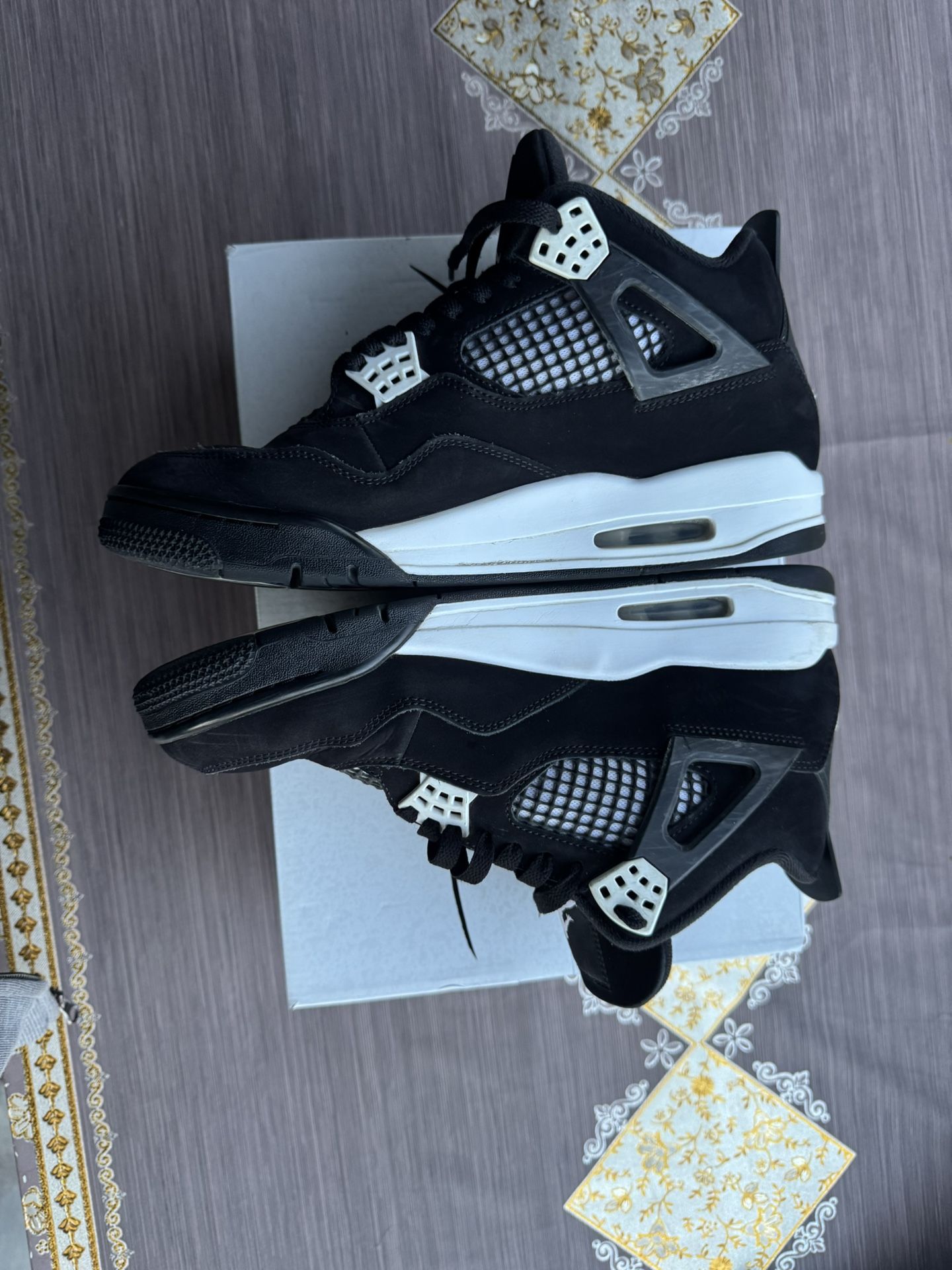 Nike Air Jordan’s Size 9.5 Adult Used