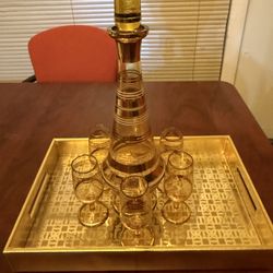 Aperitif/cordials glasses with decanter