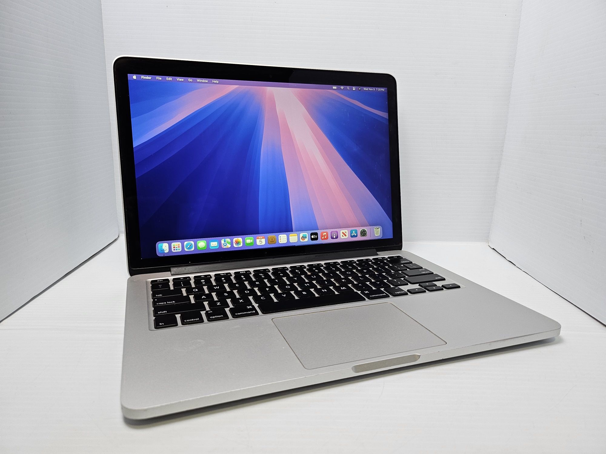 Apple MacBook Pro 13.3” Laptop Retina Display