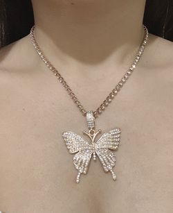 Butterfly Diamonds Necklace