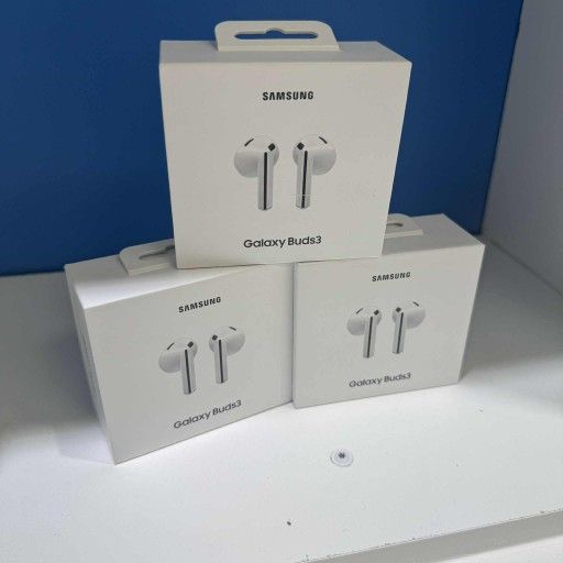 Samsung Galaxy Buds 3 Bluetooth Earbuds New - Pay $5 today and the rest later!!