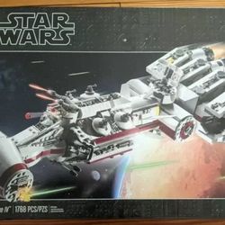 LEGO 75244 Star Wars Tantive IV UCS Ultimate