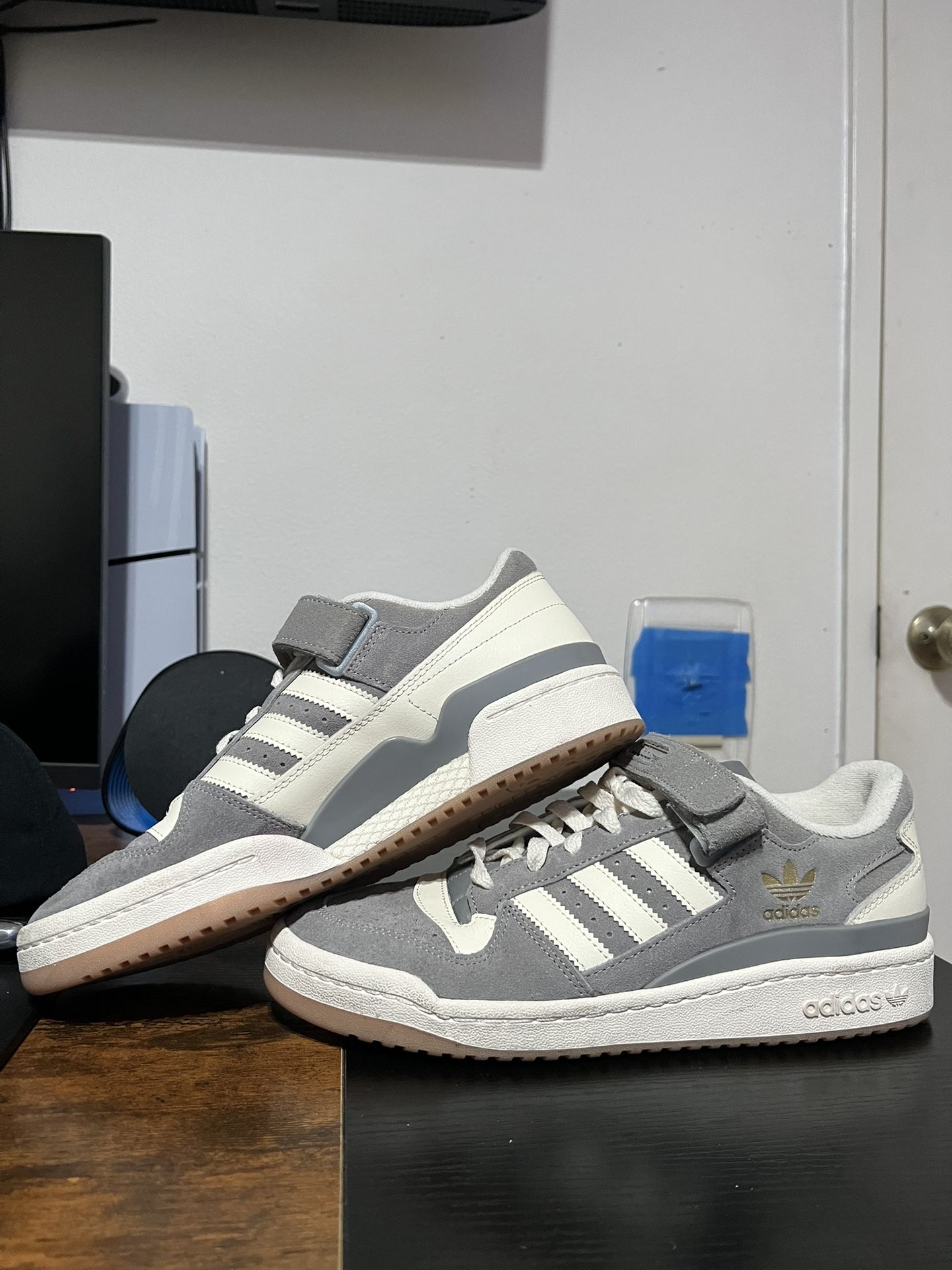 Adidas Forum Low ‘Charcoal Solid Grey Gum’ Mens 8