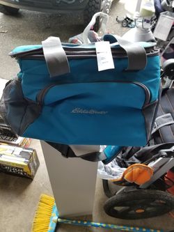 Eddie Bauer ice cooler....new