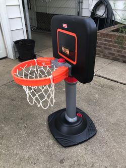 Fisher Price adjustable basketball hoop