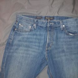 MICHAEL KORS PARKER SLIM FIT 34 30 MENS BLUE DEMIN LIKE NEW. BE IN CLOSET W ALL THE REST KEPT WELL AN VERY NICE PAIR OF JEANS. 