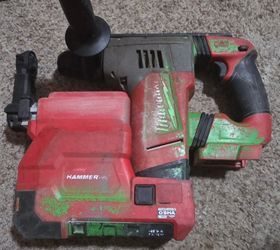 Milwaukee roto hammer with hammervac