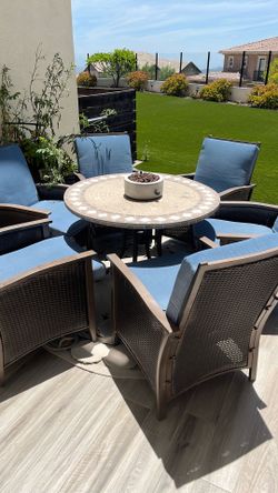 Outdoor Table and Chairs