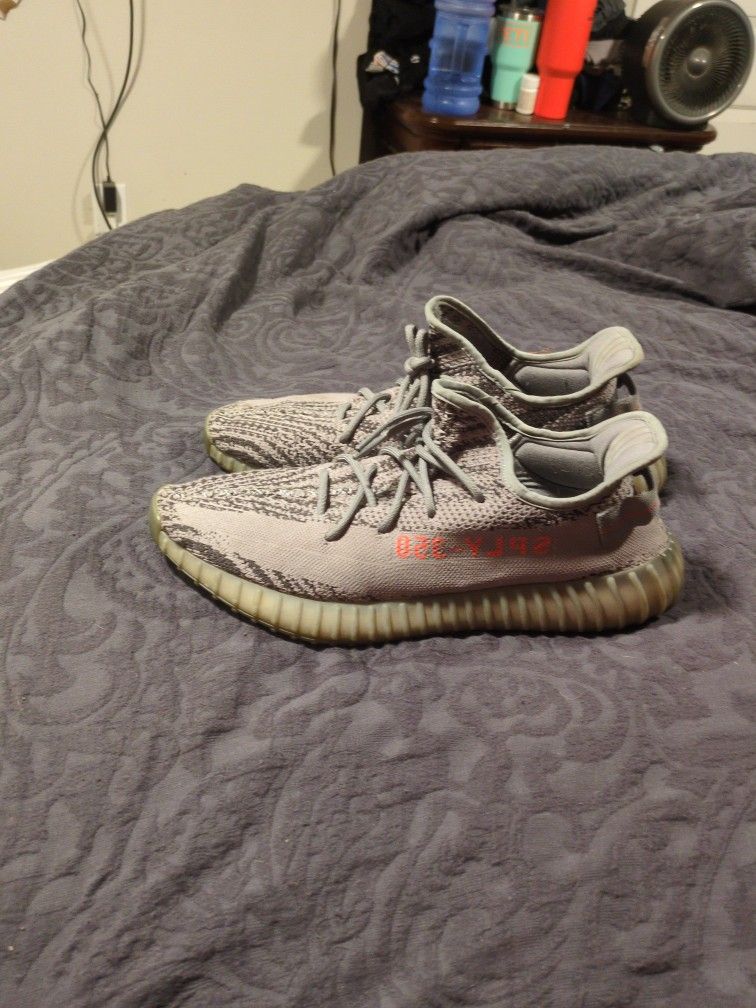 Sply-350 Yeezys Men's Size 13 US 