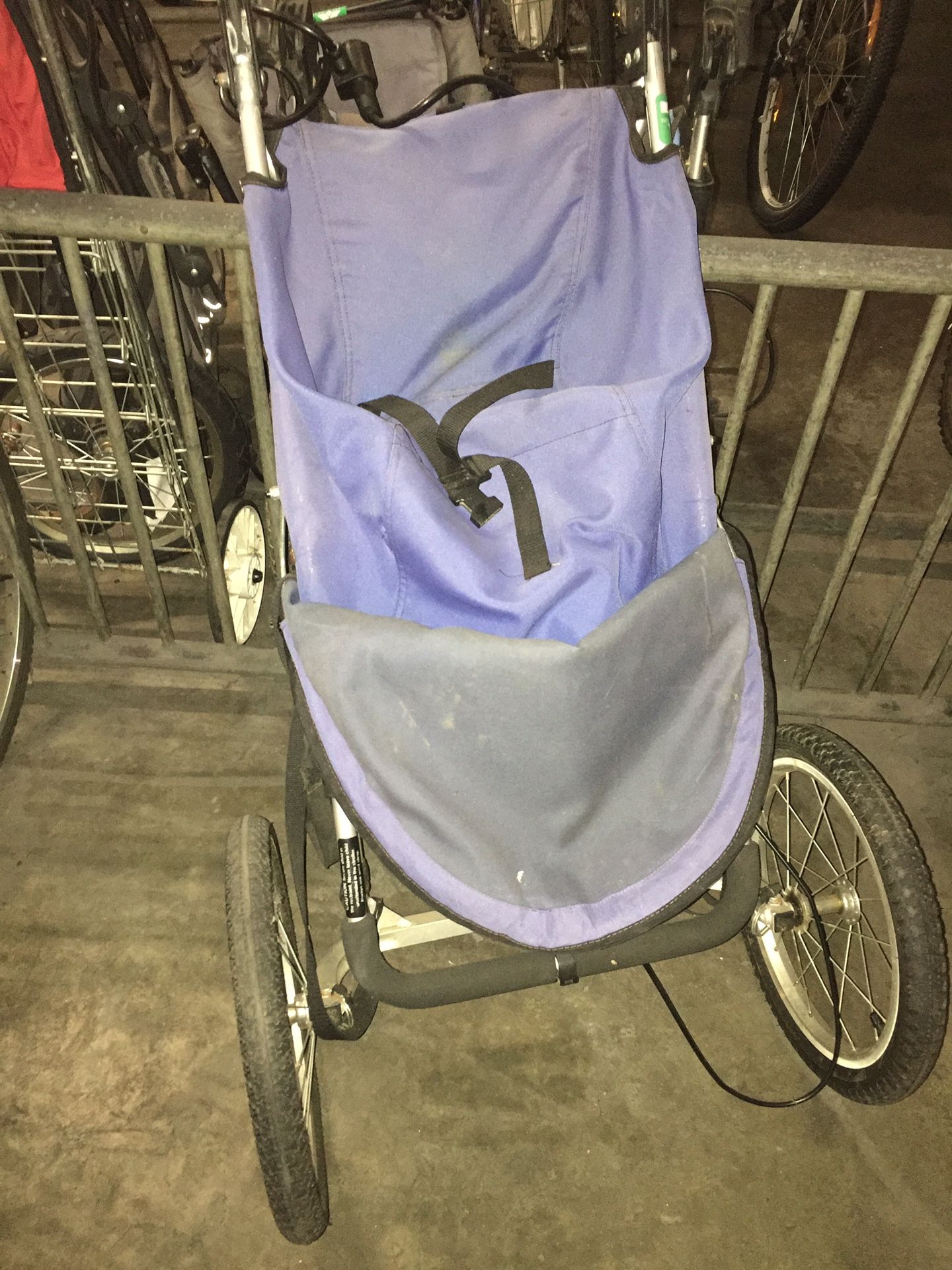 Jogging stroller