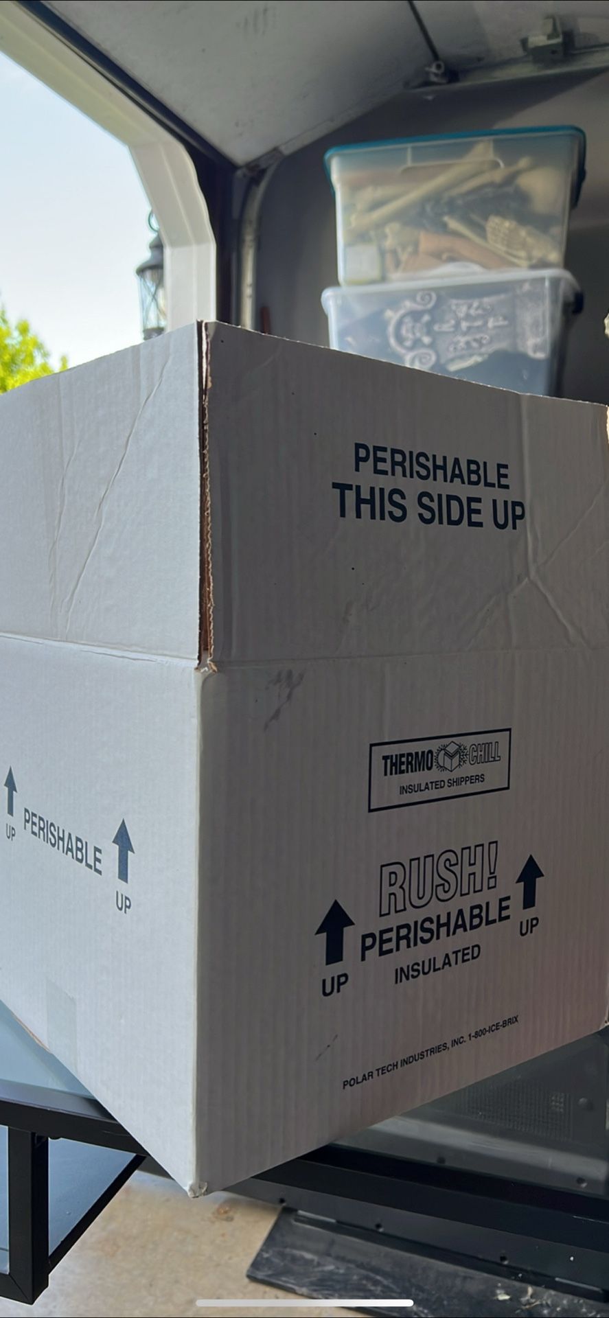 Insulated Shipping Boxes
