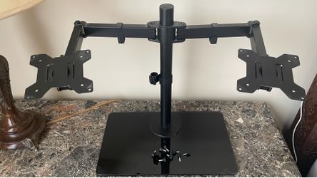 Monitor arms