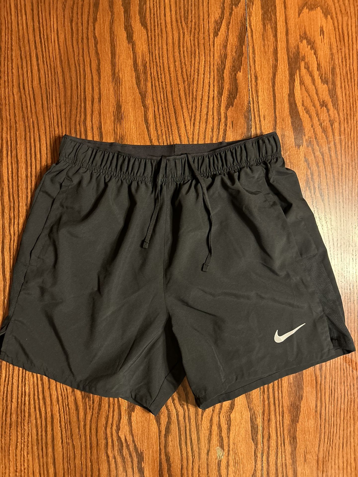 Nike Challenger Mens Dri-Fit Shorts Men