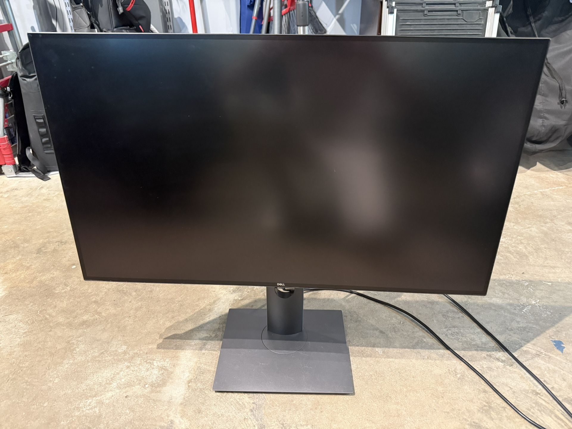 Dell Flat Panel Monitor 32’