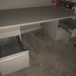 Metal 5ft Office Desk With Filing 