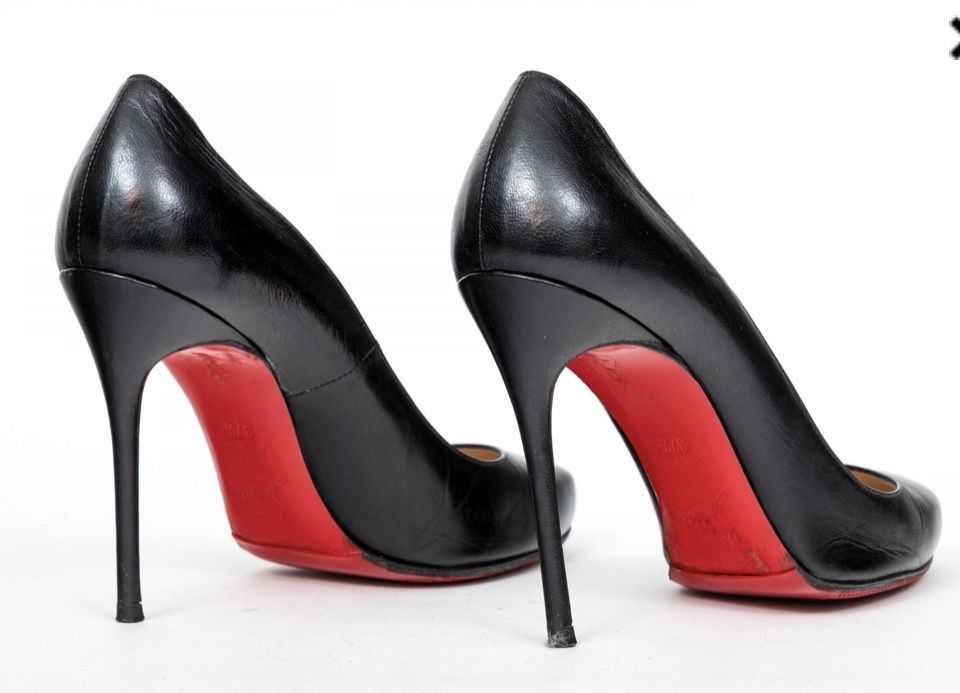 CHRISTIAN LOUBOUTIN