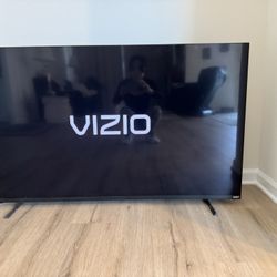  VIZIO 50” TV 