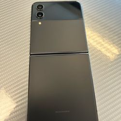 Samsung Galaxy Z Flip 4 5G 256GB Unlocked