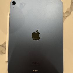 iPad Air 5th gen with Apple pencil