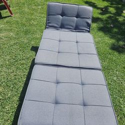 TWIN FOLDABLE BED