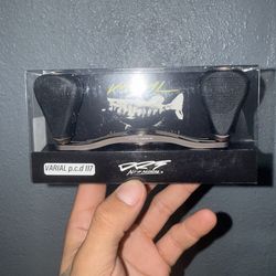 WCZ x DRT 117 Handle