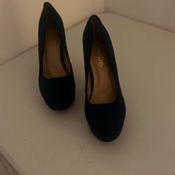 Size 7 Dark Blue Heels 