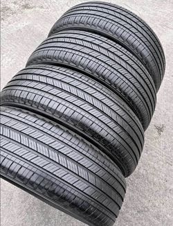 🎃 225 65 17 Michelin Tires Con 80% de Vida Las 4