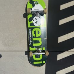 Skate board