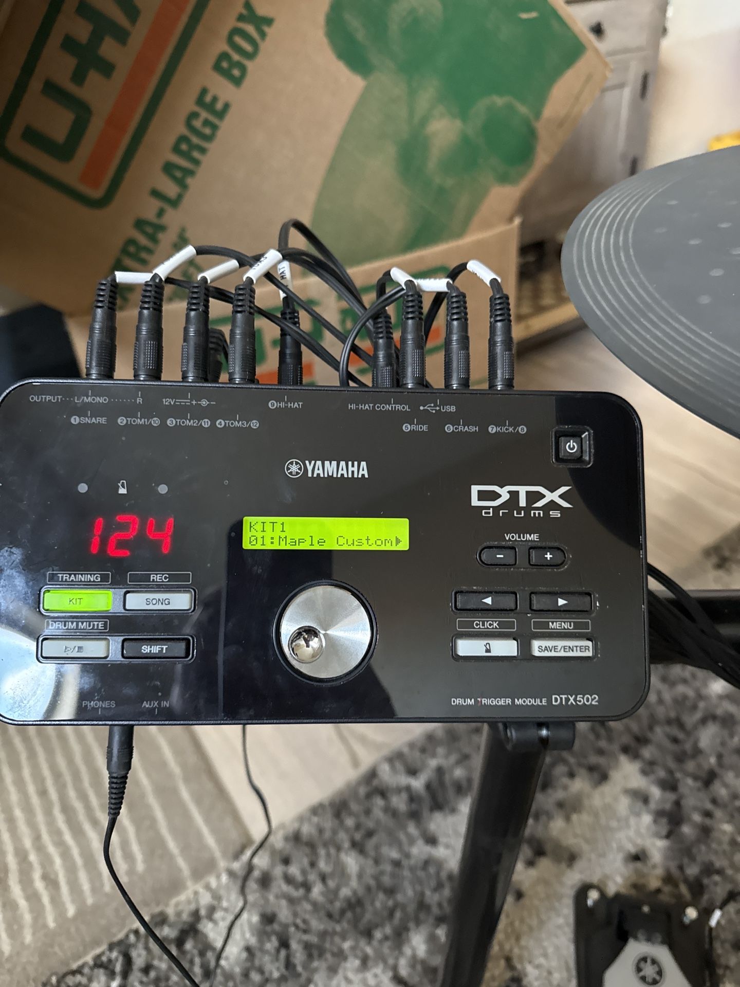 🎧 Yamaha DTX502 Electronic Drum Kit – Great Condition! 🎧