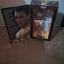 The 1998 Kenner Starting Lineup Timeless Legends Muhammad Ali figure