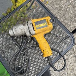 Dewalt DW290 1-2” Impact Wrench
