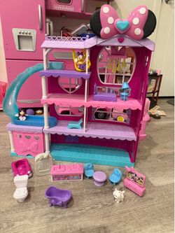 Minnie Mouse Ultimate Mansion Playset